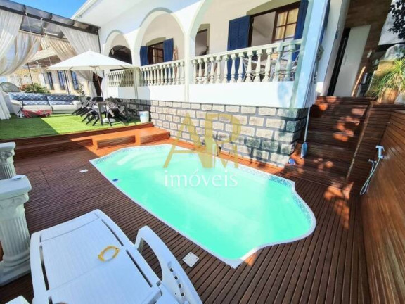 Casa com 4 Quartos à Venda, 351 m² em Itaguaçu - Florianópolis