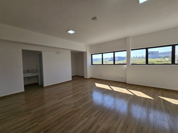 Imagem Imóvel para Alugar, 747 m² em Parque Empresarial Das Mangueiras - Sorocaba Imagem Imóvel para Alugar, 747 m² em Parque Empresarial Das Mangueiras - Sorocaba