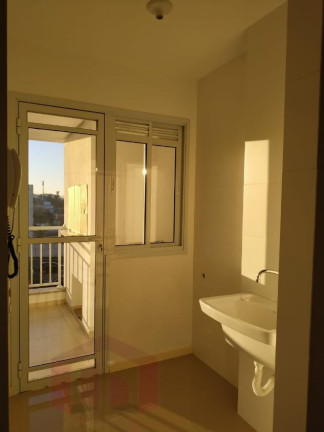 Imagem Imóvel com 2 Quartos à Venda, 98 m² Imagem Imóvel com 2 Quartos à Venda, 98 m²