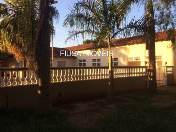 Imagem Casa com 3 Quartos à Venda, 2.200 m² em Jardim Salgado Filho - Ribeirão Preto