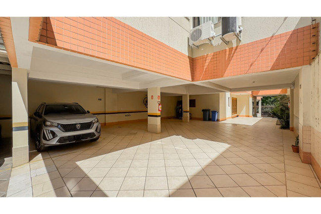 Imagem Apartamento com 2 Quartos à Venda, 100 m² em Petrópolis - Porto Alegre