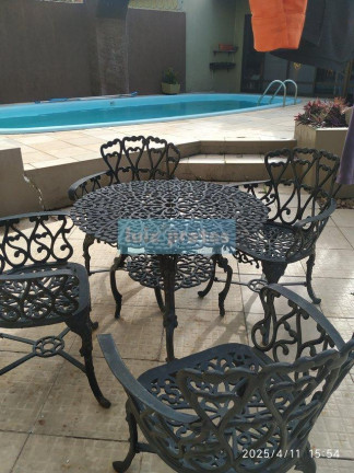 Imagem Casa com 3 Quartos à Venda, 423 m² em Laranjal - Pelotas