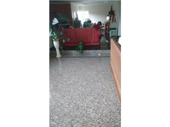 Imagem Sobrado com 5 Quartos à Venda, 570 m² em Caputera - Arujá Imagem Sobrado com 5 Quartos à Venda, 570 m² em Caputera - Arujá