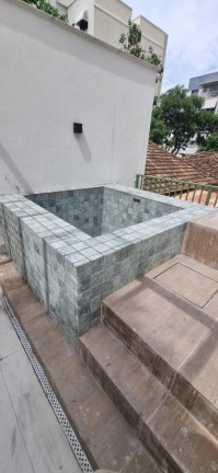 Imagem Casa com 2 Quartos à Venda, 90 m² em Lagoa - Rio De Janeiro