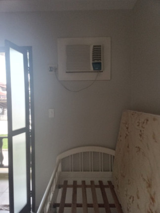 Imagem Sobrado com 2 Quartos à Venda, 85 m² em Jardim Rio Claro - Caraguatatuba Imagem Sobrado com 2 Quartos à Venda, 85 m² em Jardim Rio Claro - Caraguatatuba