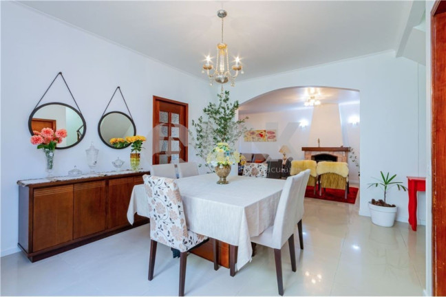 Imagem Casa com 4 Quartos à Venda,  em Jardim Itu - Porto Alegre