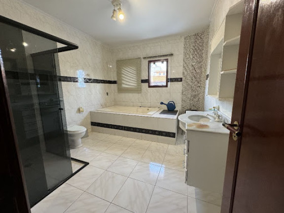 Imagem Sobrado com 3 Quartos à Venda, 337 m² em Tres Meninos - Sorocaba Imagem Sobrado com 3 Quartos à Venda, 337 m² em Tres Meninos - Sorocaba