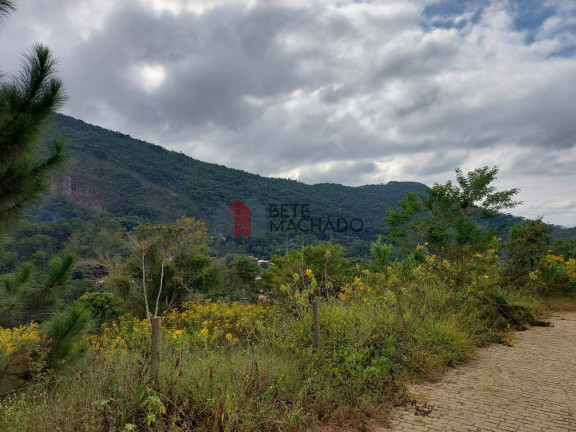 Terreno à Venda, 744 m² em Posse - Teresópolis