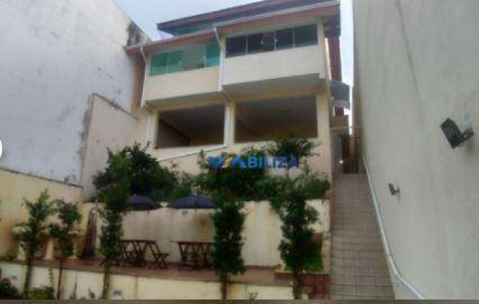 Imagem Sobrado com 3 Quartos à Venda, 350 m² em Portão - Arujá Imagem Sobrado com 3 Quartos à Venda, 350 m² em Portão - Arujá