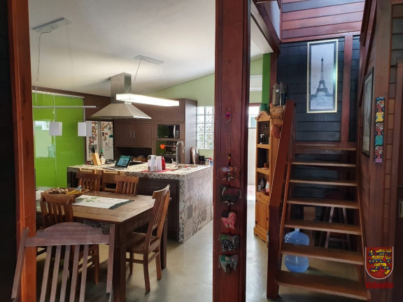 Imagem Casa com 4 Quartos à Venda,  em Lagoa Da Conceição - Florianópolis