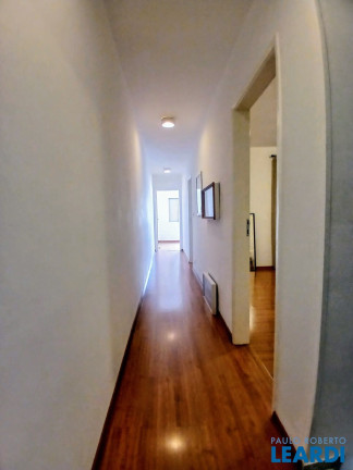 Imagem Sobrado com 3 Quartos à Venda, 217 m² em Vila Gilda - Santo André