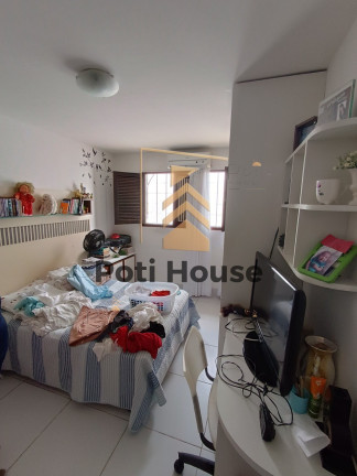 Imagem Imóvel com 4 Quartos à Venda, 250 m² em Ponta Negra - Natal Imagem Imóvel com 4 Quartos à Venda, 250 m² em Ponta Negra - Natal