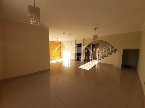 Imagem Casa com 5 Quartos à Venda, 416 m² em Jardim Vinte E Cinco De Agosto - Duque De Caxias