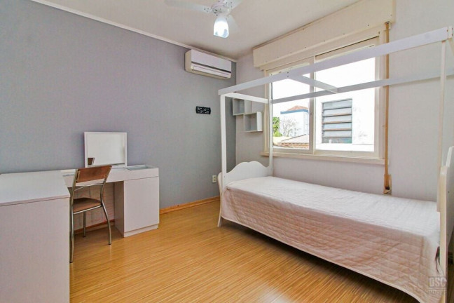 Imagem Apartamento com 4 Quartos à Venda, 184 m² em Azenha - Porto Alegre