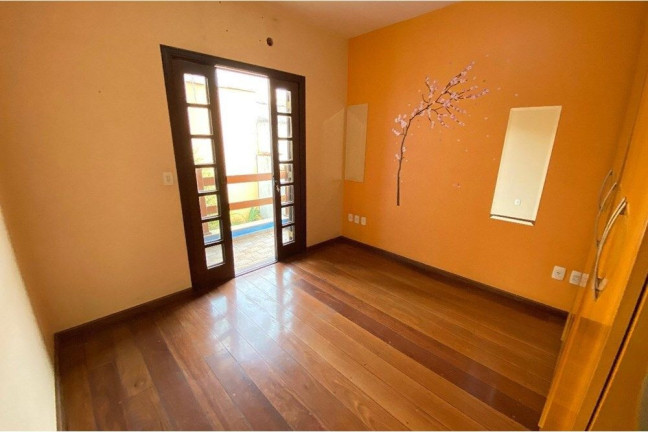 Imagem Casa com 3 Quartos à Venda, 125 m² em Vila Erna - São Paulo
