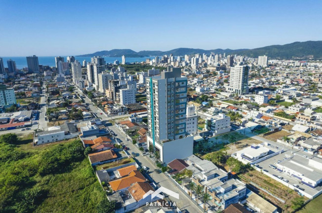 Imagem Apartamento com 1 Quarto à Venda, 63 m² em Pereque - Porto Belo