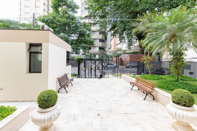 Imagem Apartamento com 2 Quartos à Venda, 57 m² em Moema - São Paulo