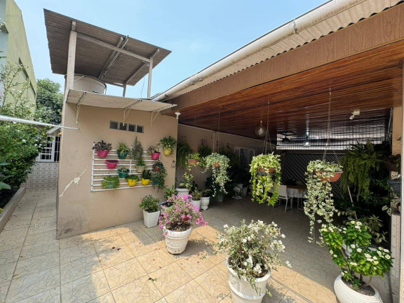 Imagem Casa com 3 Quartos à Venda, 288 m² em Dom Pedro - Manaus Imagem Casa com 3 Quartos à Venda, 288 m² em Dom Pedro - Manaus