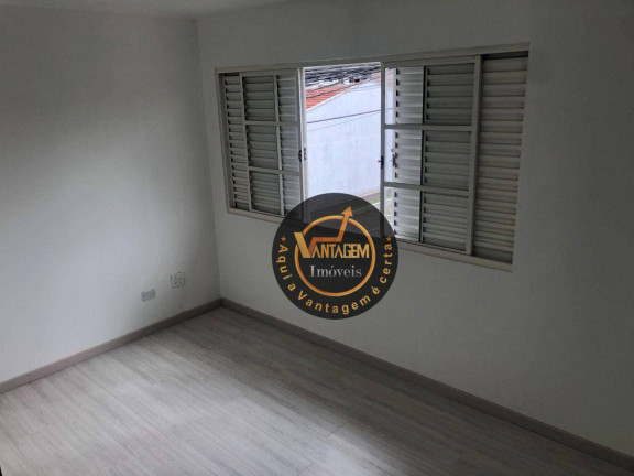 Imagem Sobrado com 3 Quartos à Venda, 88 m² em Uberaba - Curitiba