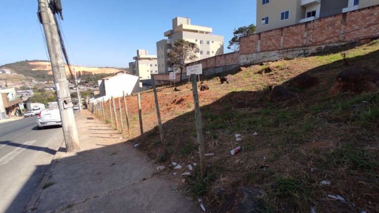 Imagem Terreno à Venda, 1.200 m² em Cabral - Contagem Imagem Terreno à Venda, 1.200 m² em Cabral - Contagem