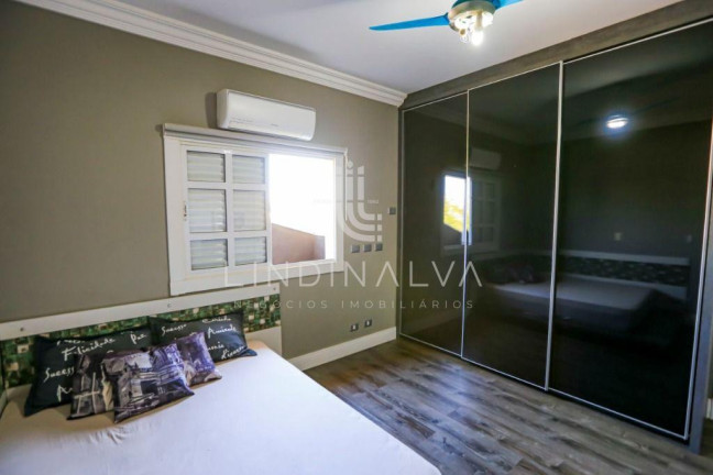 Imagem Casa com 2 Quartos à Venda, 584 m² em Jardim Iguaçu - Foz Do Iguacu