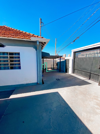 Sobrado com 2 Quartos à Venda,  em Estação - Franca