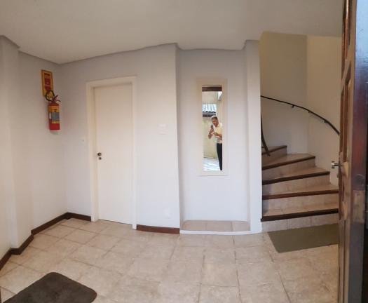 Imagem Apartamento com 2 Quartos à Venda, 43 m² em Vila Ipiranga - Porto Alegre