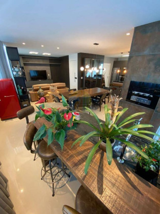 Imagem Apartamento com 3 Quartos à Venda, 131 m² em Centro - Balneário Camboriú Imagem Apartamento com 3 Quartos à Venda, 131 m² em Centro - Balneário Camboriú
