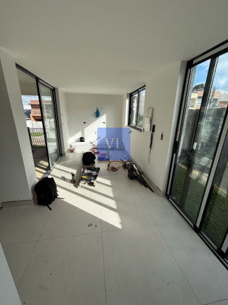 Imagem Casa com 3 Quartos à Venda, 154 m² em Pilarzinho - Curitiba