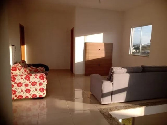 Sobrado com 3 Quartos para Alugar, 160 m² em Jardim Oásis - Taubaté