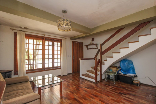 Imagem Casa com 2 Quartos à Venda, 95 m² em Cavalhada - Porto Alegre