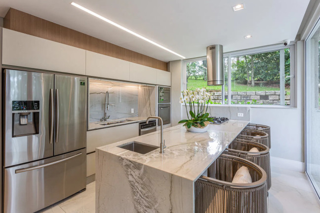 Imagem Casa com 4 Quartos à Venda, 524 m² em Estaleirinho - Balneário Camboriú