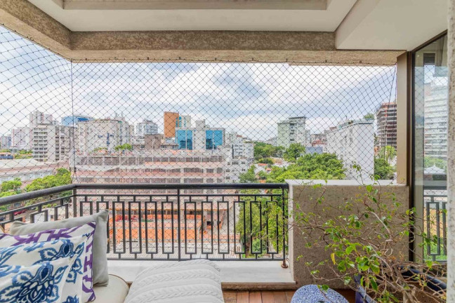 Imagem Apartamento com 3 Quartos à Venda, 161 m² em Moinhos De Vento - Porto Alegre Imagem Apartamento com 3 Quartos à Venda, 161 m² em Moinhos De Vento - Porto Alegre