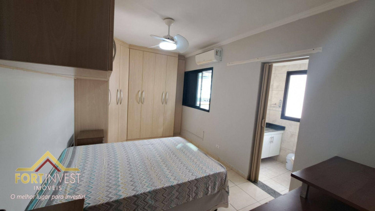 Imagem Imóvel com 3 Quartos à Venda, 130 m² em Canto Do Forte - Praia Grande Imagem Imóvel com 3 Quartos à Venda, 130 m² em Canto Do Forte - Praia Grande