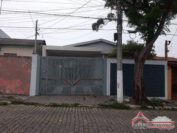Casa com 3 Quartos à Venda, 225 m² em Centro - Jacareí
