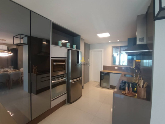 Imagem Apartamento com 3 Quartos à Venda, 399 m² em Centro - Balneário Camboriú Imagem Apartamento com 3 Quartos à Venda, 399 m² em Centro - Balneário Camboriú