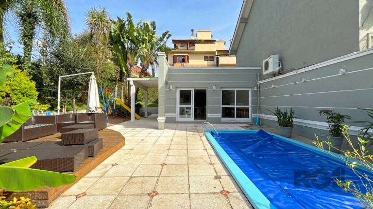 Imagem Casa com 3 Quartos à Venda, em Santa Tereza - Porto Alegre Imagem Casa com 3 Quartos à Venda, em Santa Tereza - Porto Alegre