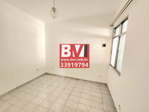 Imagem Casa com 3 Quartos à Venda, 250 m² em Jardim América - Rio De Janeiro Imagem Casa com 3 Quartos à Venda, 250 m² em Jardim América - Rio De Janeiro