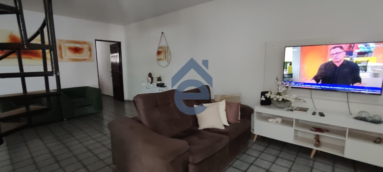 Imagem Casa com 4 Quartos à Venda, 240 m² em Jatiúca - Maceió Imagem Casa com 4 Quartos à Venda, 240 m² em Jatiúca - Maceió