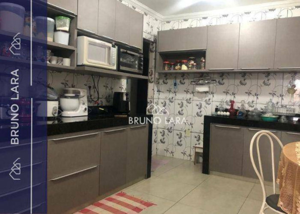 Imagem Casa com 3 Quartos à Venda, 150 m² em Resplendor - Igarapé Imagem Casa com 3 Quartos à Venda, 150 m² em Resplendor - Igarapé