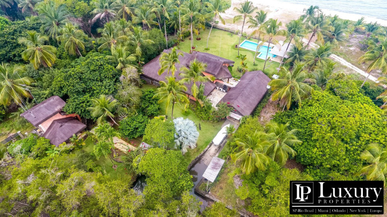 Imagem Casa com 4 Quartos à Venda, em Camamu Imagem Casa com 4 Quartos à Venda, em Camamu