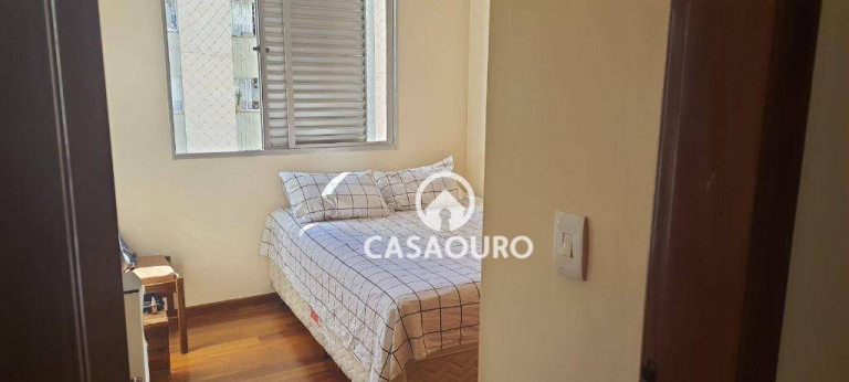 Imagem Apartamento com 4 Quartos à Venda, 130 m² em Santo Antônio - Belo Horizonte Imagem Apartamento com 4 Quartos à Venda, 130 m² em Santo Antônio - Belo Horizonte