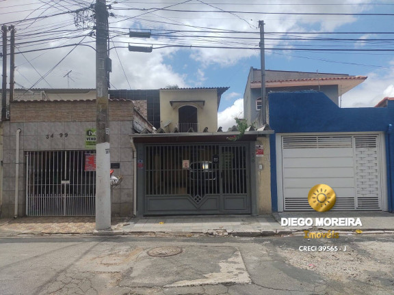 Casa com 3 Quartos à Venda, 236 m² em Jardim Modelo - São Paulo