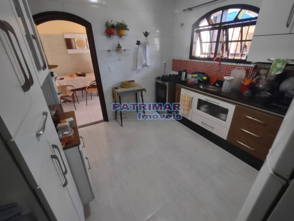 Imagem Casa com 4 Quartos à Venda, 480 m² em Itaipuaçu - Maricá