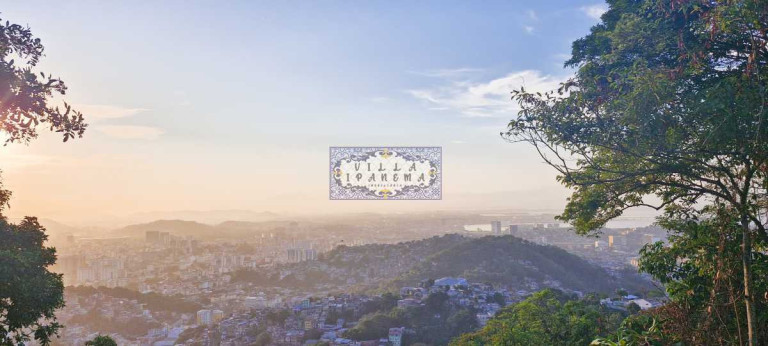 Imagem Imóvel com 5 Quartos à Venda, 300 m² em Santa Teresa - Rio De Janeiro Imagem Imóvel com 5 Quartos à Venda, 300 m² em Santa Teresa - Rio De Janeiro