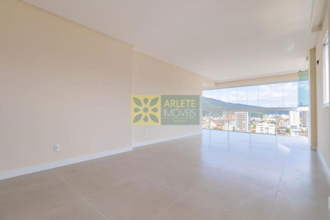 Imagem Apartamento com 3 Quartos à Venda, 108 m² em Balneário Perequê - Porto Belo Imagem Apartamento com 3 Quartos à Venda, 108 m² em Balneário Perequê - Porto Belo