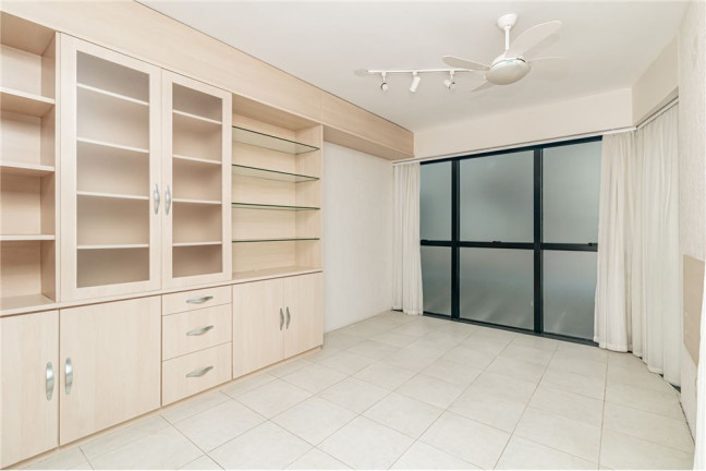 Imagem Sala Comercial à Venda, 34 m² em Auxiliadora - Porto Alegre Imagem Sala Comercial à Venda, 34 m² em Auxiliadora - Porto Alegre