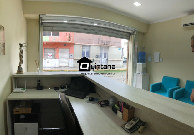 Imóvel com 1 Quarto para Alugar, 96 m² em Centro - Rio Grande