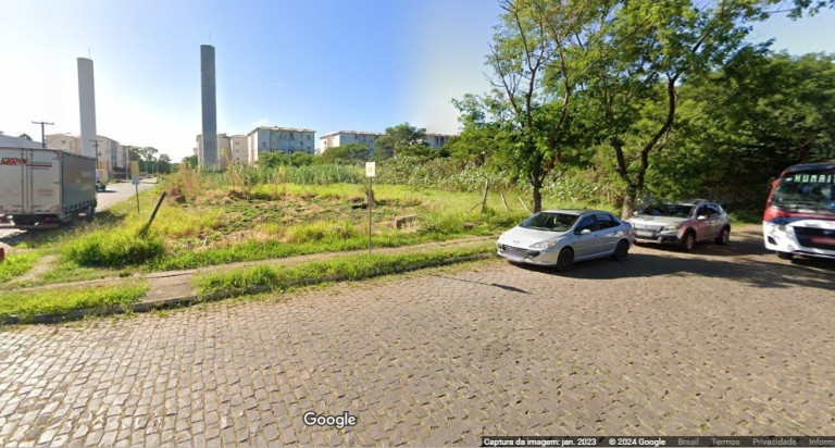 Terreno à Venda,  em Humaitá - Porto Alegre