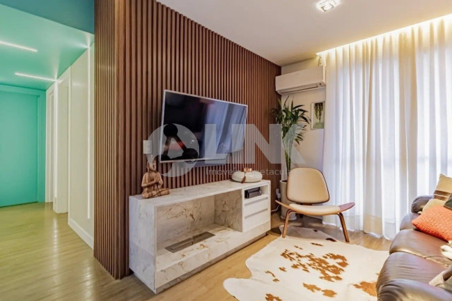 Imagem Apartamento com 3 Quartos à Venda, 70 m² em Cristo Redentor - Porto Alegre Imagem Apartamento com 3 Quartos à Venda, 70 m² em Cristo Redentor - Porto Alegre
